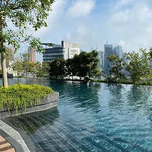 infini-suites-continew-residence-kl.kualalumpurs-hotels.com/