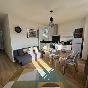 appartement-le-madargue-idalement-plac.hotels-rhonealpes.com/